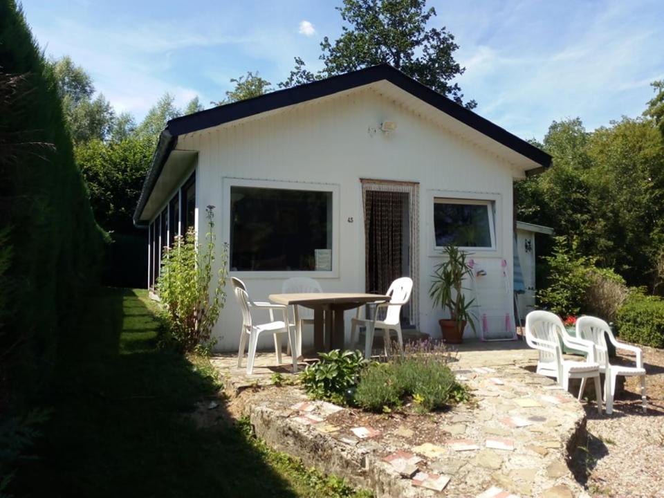 Chalet De La Vallee Des Pres Oignies Exteriör bild