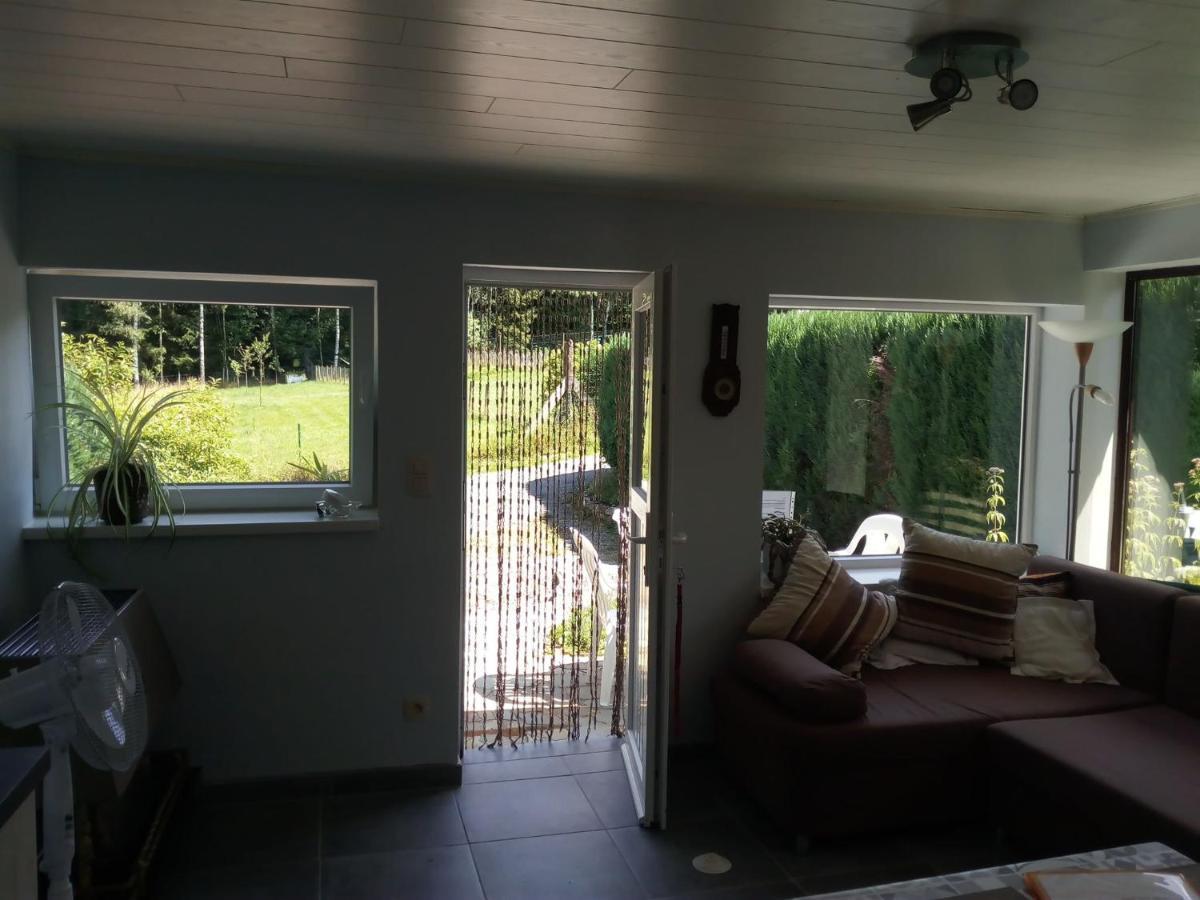Chalet De La Vallee Des Pres Oignies Exteriör bild